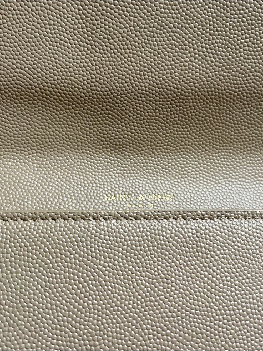YSL DARK BEIGE UPTOWN CHAIN WALLET IN GRAIN DE POUDRE EMBOSSED LEATHER - Picture 10 of 14